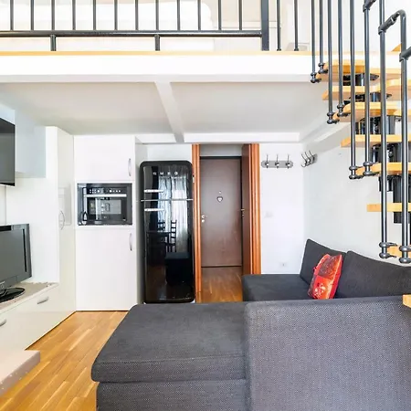 Primopiano - Inama شقة